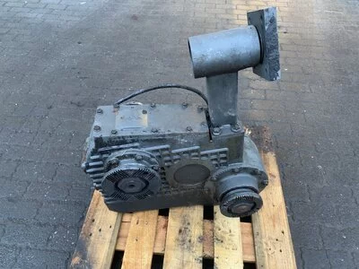 Volvo VT2501TB-B Transfer case 1673806