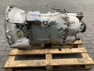 Volvo VT2514B Gearbox 1068910